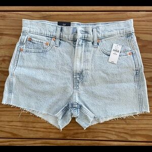 Gap high rise cheeky shorts. Sz 4